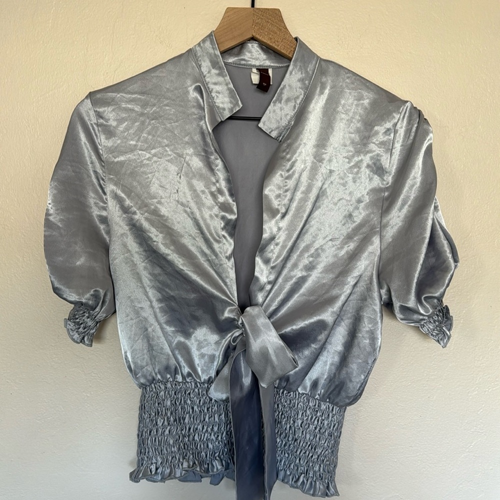 Silver top